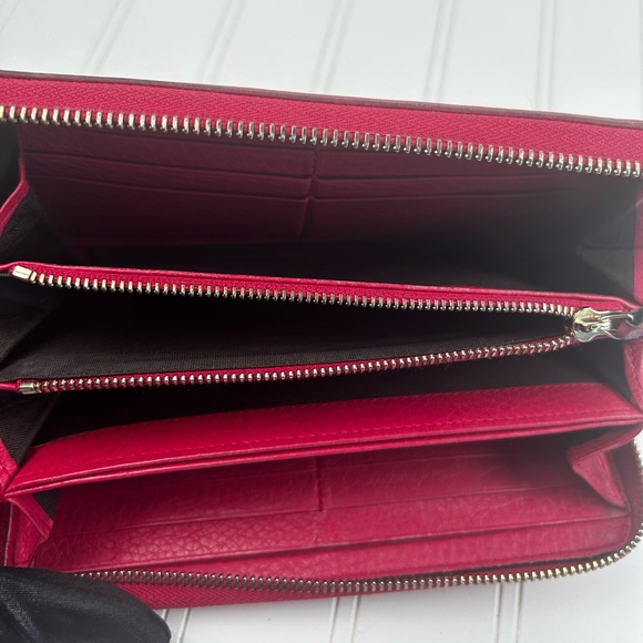 Gucci GG Pink Leather Zippy Wallet - Picture 11 of 13